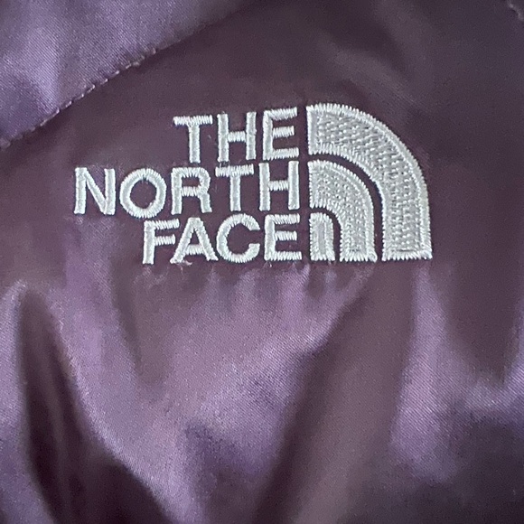 💕NWOT The North Face Womens Purple puffer/ down 550 jacket size large. - Picture 10 of 10